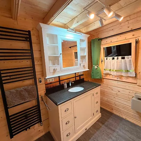 Blockhaus Waldglueck * Ganzlin